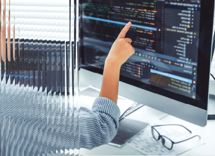 740x540-glass-computer-closeup